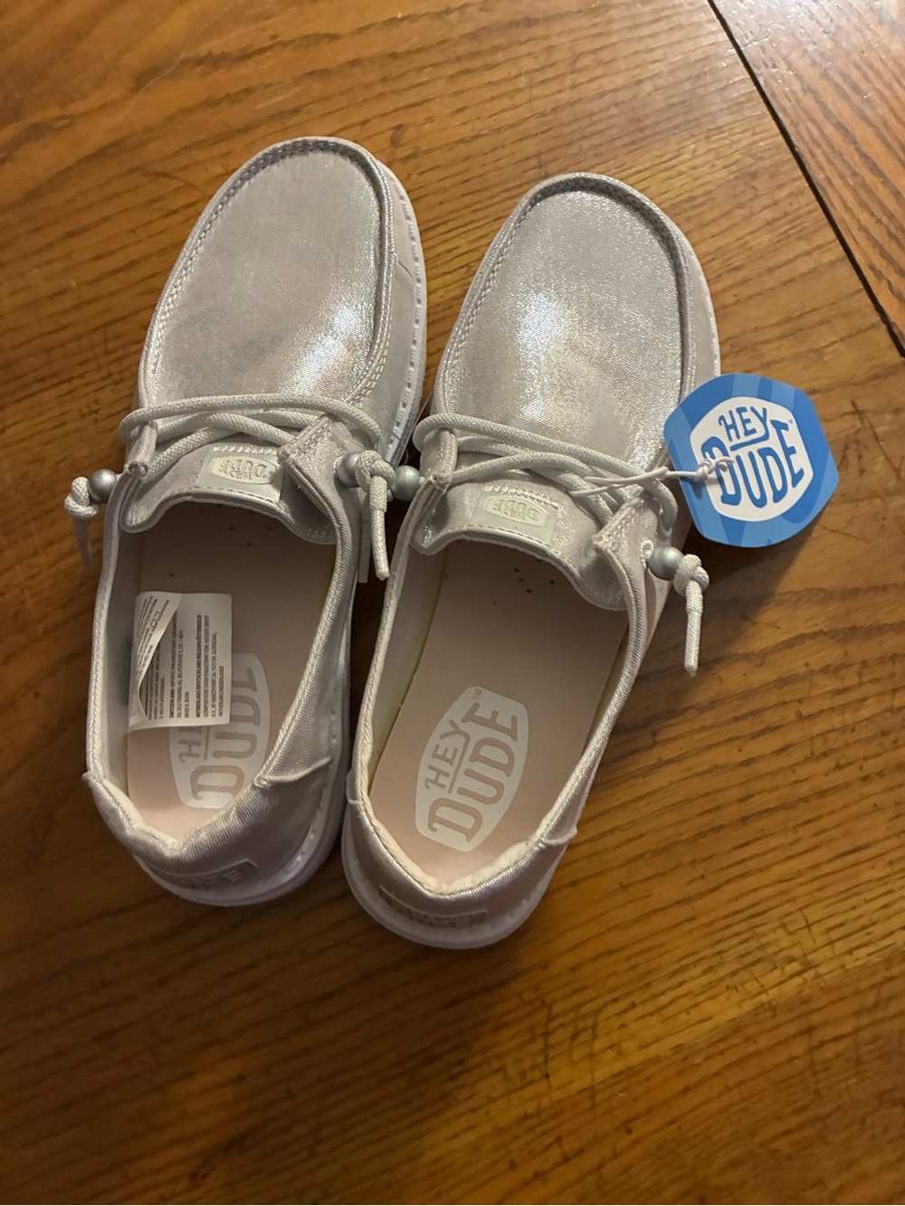 Hey Dude Women’s Wendy Metallic Shine Slip-On Size 6 NWT